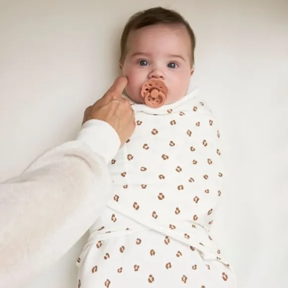 Meyco Mini Panther Swaddle Inbakerdoek - 0-3 Mnd - Soft Pink